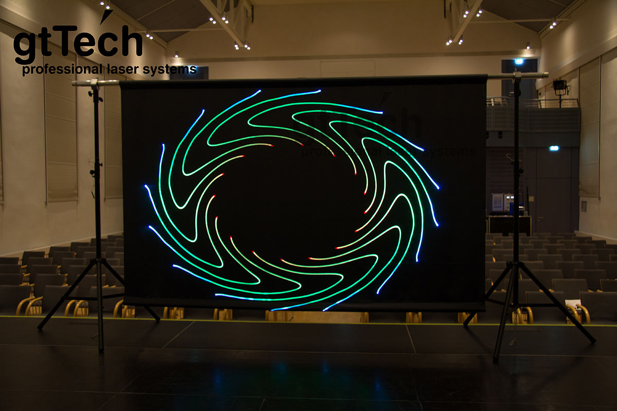 videogaze-schwarz-projektion-laser-aufpro